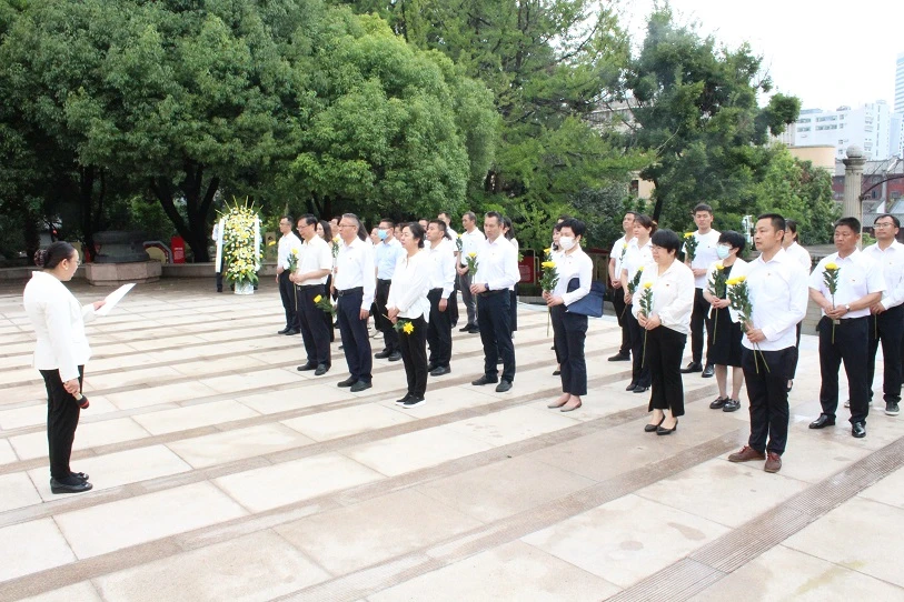 1687852361730933.jpg 上网 3-.jpg