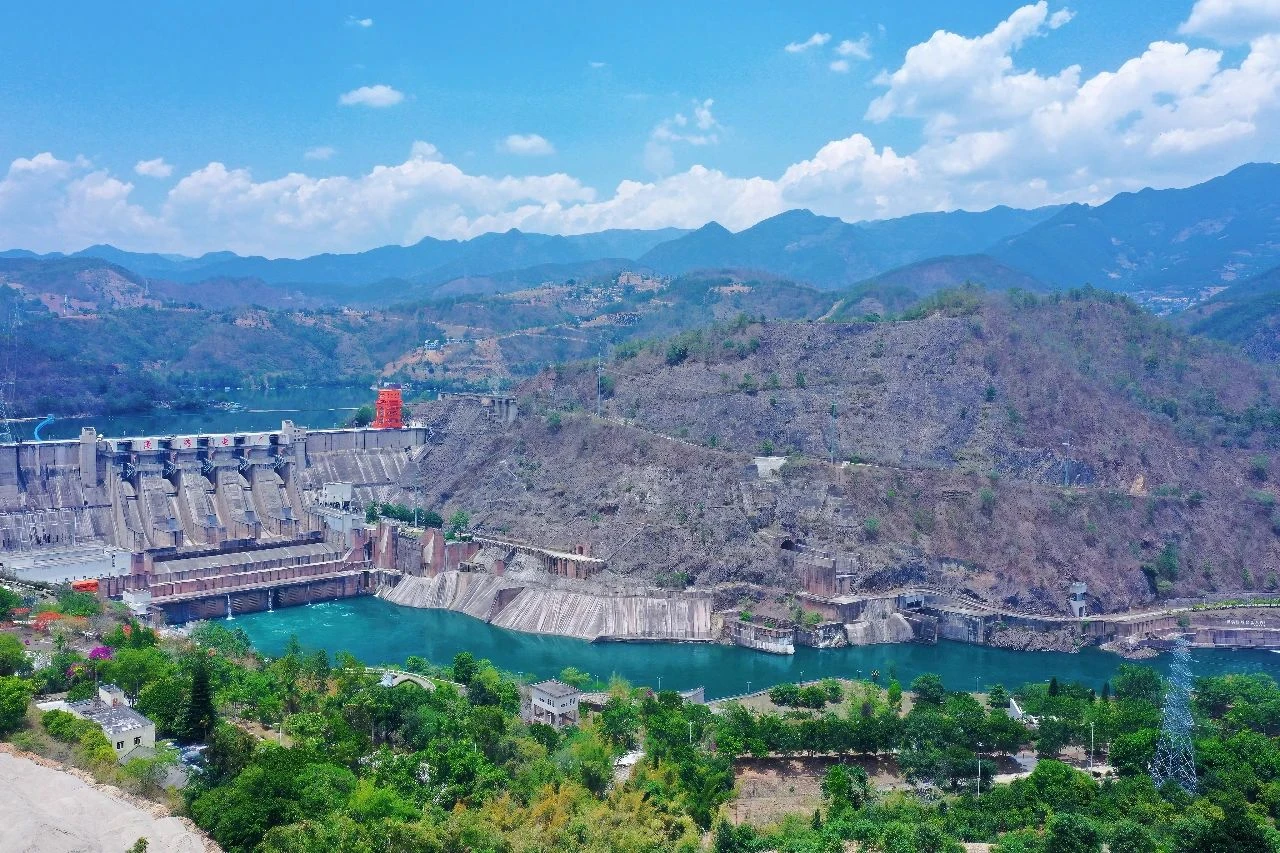 1720679848273371.jpg 8e2d184ade77f274a6ae5d033f9f741d.jpg